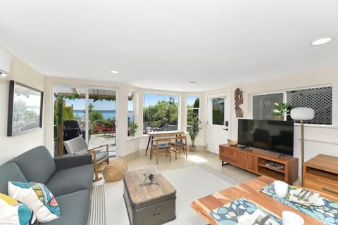 Gulf Island View Suite Apartment in Chemainus