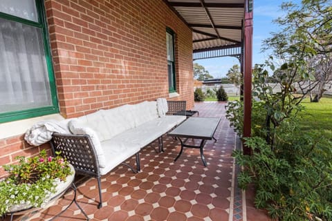 Property building, Balcony/Terrace