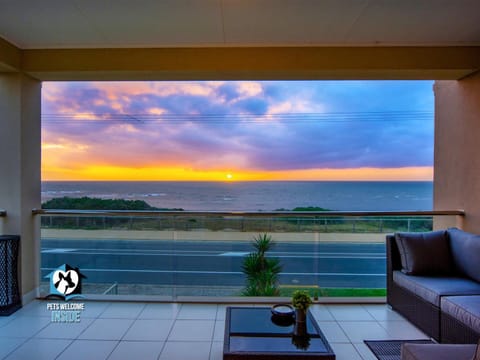 Patio, Patio, Natural landscape, Decorative detail, Landmark view, Sea view, Sea view, Sunrise, Sunset