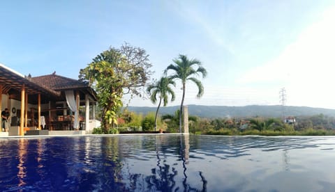 The Dharma Araminth Villa - Lovina Mountain and Sea View Vacation rental in Buleleng