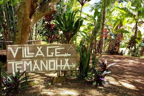 Eco Lodge Village Temanoha Bed and Breakfast in Moorea-Maiao