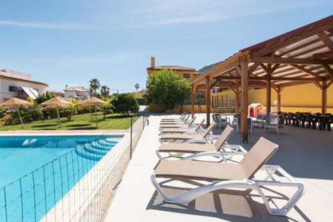 Pool view, Swimming pool, sunbed