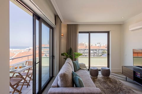 19 Nineteen Suites - Espinho Apartment in Porto District