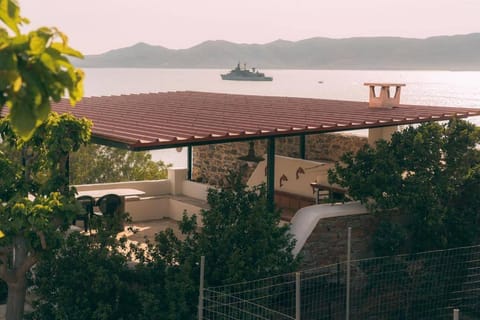 Balcony/Terrace, Mountain view, Sea view