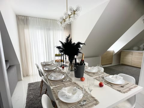 M-Style 04 Apartment mit Balkon und Gasgrill, 24h Self-Check-In, Free Parking, Netflix Condo in Nuremberg