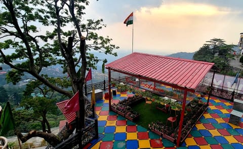 Casa Arhan Luxury Homestay-near mall road Condo in Uttarakhand