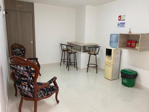 Dining area, minibar