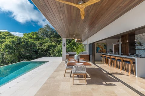 RESOL Secluded Ocean-view luxury in the Jungle Villa in Bahía Ballena
