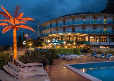 Hotel Caribe - Garda Lake Collection Hôtel in Brenzone sul Garda