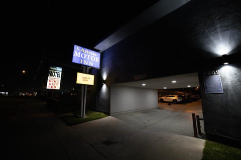 Artesia Motor Inn Hotel in Bellflower