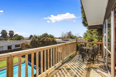 Balcony/Terrace, Pool view