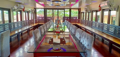 Meghavarsham Luxury cruise Hotel in Alappuzha