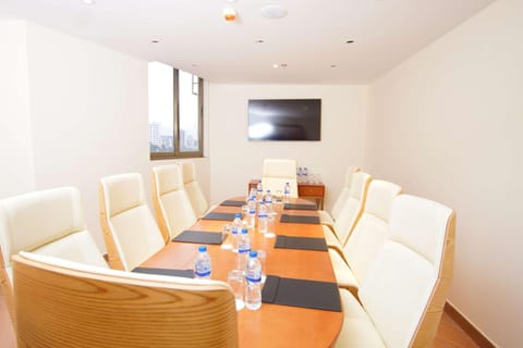 Meeting/conference room