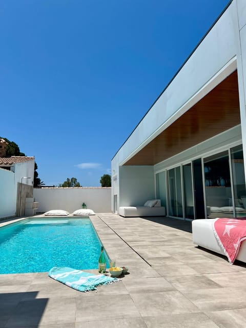 Casa El Azul House in Chiclana de la Frontera