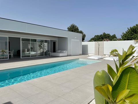 Chalet El Eden House in Chiclana de la Frontera