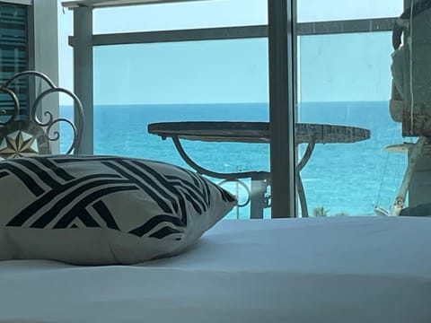 אוקיינוס במרינה מלון דירות בעלים פרטיים עם נוף לים מרפסת אחד עד שני חדרי שינה וסלון Appart-hôtel in Herzliya