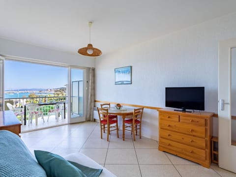 Apartment La Corvette by Interhome Apartment in Le Lavandou