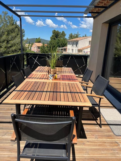 Patio, View (from property/room), Balcony/Terrace