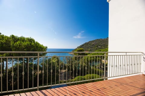 Natural landscape, View (from property/room), Balcony/Terrace, Mountain view, Sea view
