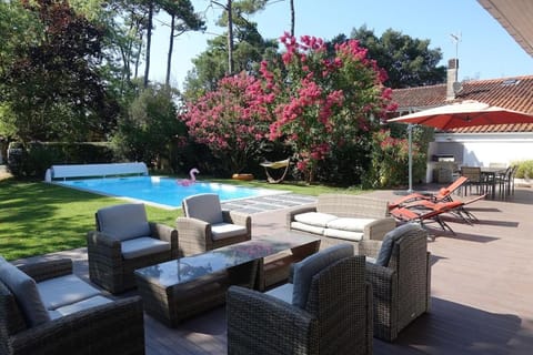 VILLA CLASSEE 3 ETOILES, PISCINE CHAUFEE 9X4, A 500M DE LA PLAGE SURVEILLEE House in Labenne