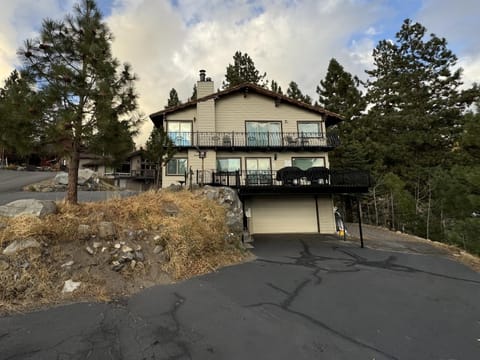 Lakeview Chalet on Don Drive Casa in Zephyr Cove