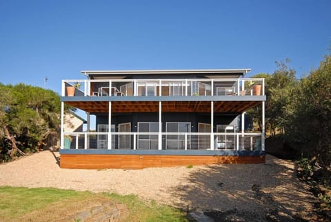 13 Olivebank - BYO Linen - Ocean Views Casa in Encounter Bay