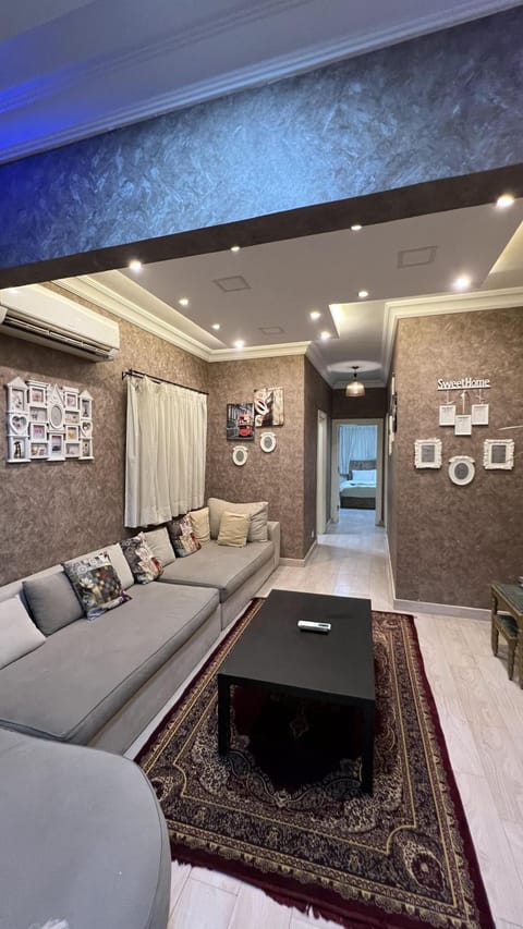 amazing apartment in the most luxurious area of ​​the Fifth Settlement Apartment in New Cairo City