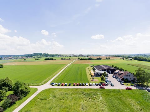 Property building, Restaurant/places to eat, Day, Natural landscape, Bird's eye view, Street view