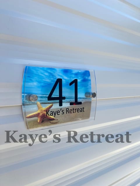 Kayes Retreat Three bed caravan Newquay Bay Resort Quieter area of park Maison in Newquay