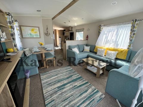 Kayes Retreat Three bed caravan Newquay Bay Resort Quieter area of park Maison in Newquay