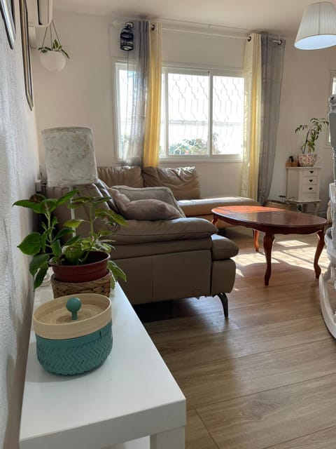 דירה נעימה ומפנקת באזור יפו Apartment in Tel Aviv-Yafo