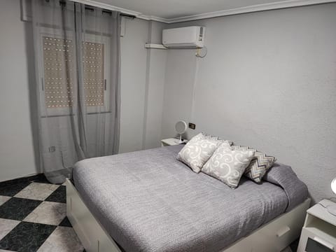 Teniente Bago Condo in Jaén