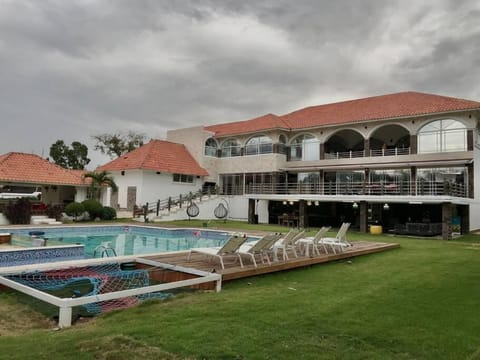 Villa Barranca Este Moderna & Lujosa Casa De Campo Golf Resort Chalet in La Romana