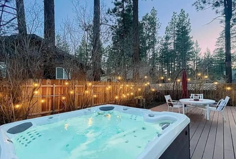 Night, Natural landscape, Hot Tub