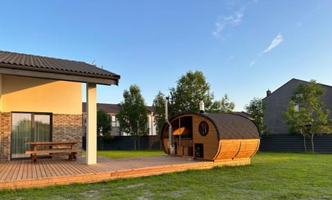 Hot Tub, Garden view