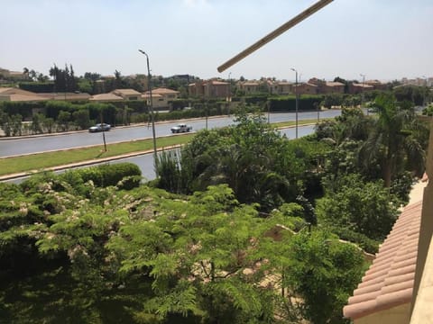 Choueifat - Katameya heights 5th settlement, 3 double bedrooms entire apartment Condo in New Cairo City