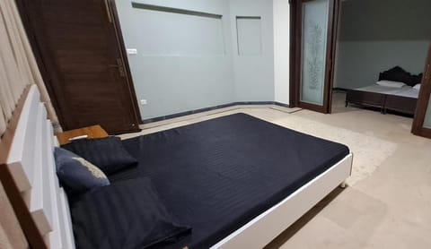 26 Number Bus Stop Guest House Bed and Breakfast in Islamabad