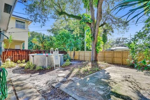 Pool Home Near Beach-Downtown & Airport House in Fort Lauderdale