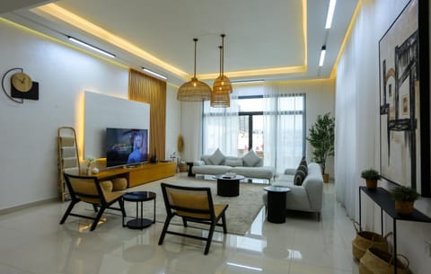 Al Bandar Luxury Villa with 5BHK with private pool Villa in Sharjah