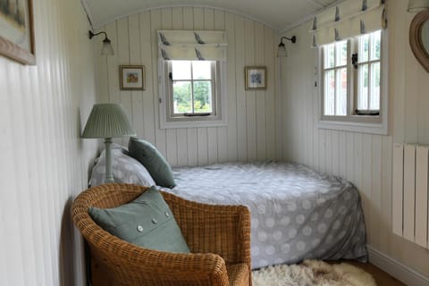 SHEPHERDS HUT Aufenthalt auf dem Bauernhof in Tenterden