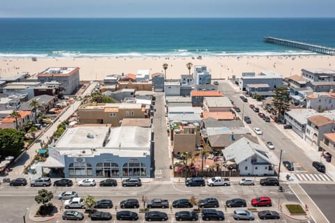 Ocean View Hot Tub Luxe House Steps to Sand Casa in Hermosa Beach