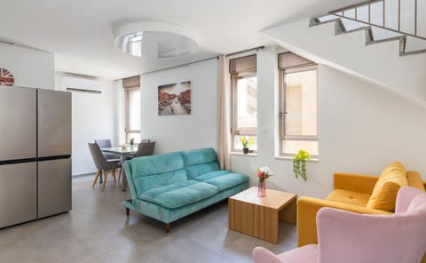 Vacation Apartments In The Heart Of Nachlaot Condo in Jerusalem