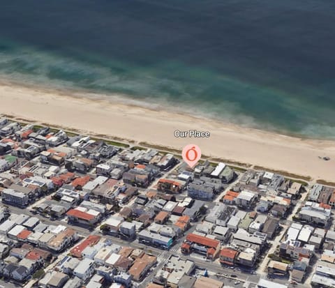 Ocean Front Oasis Lux 2 BR Home on The Strand - DO NOT REACTIVATE - STRAND 3206 House in Manhattan Beach
