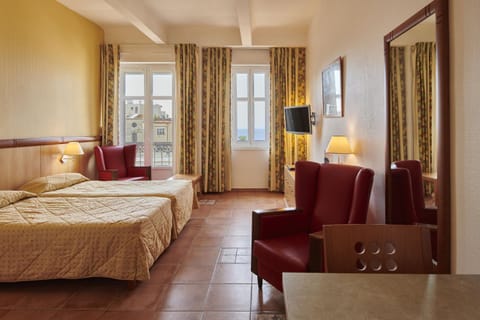 Residence Vacances Bleues le Mediterranée Appart-hôtel in Saint-Raphael
