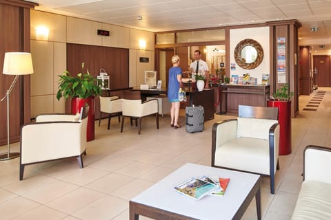 Residence Vacances Bleues le Mediterranée Apartment hotel in Saint-Raphael