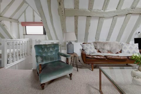 Characterful apartment in the heart of Petworth House in Petworth