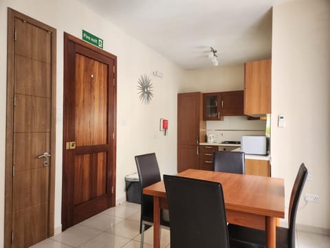 Sea views apartment-wifi-sleep 5 Apartment in Marsaskala