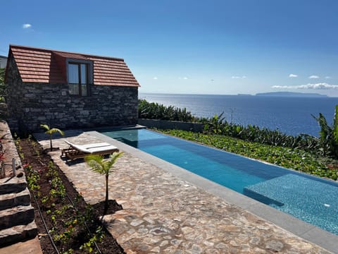 Property building, Pool view, Sea view