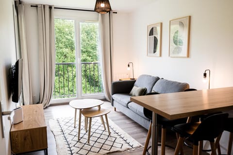 Living room, Seating area