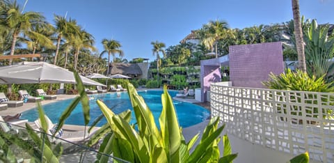 Quiya - Luxury Resort with 5 Pools & Beach Club House in La Cruz de Huanacaxtle